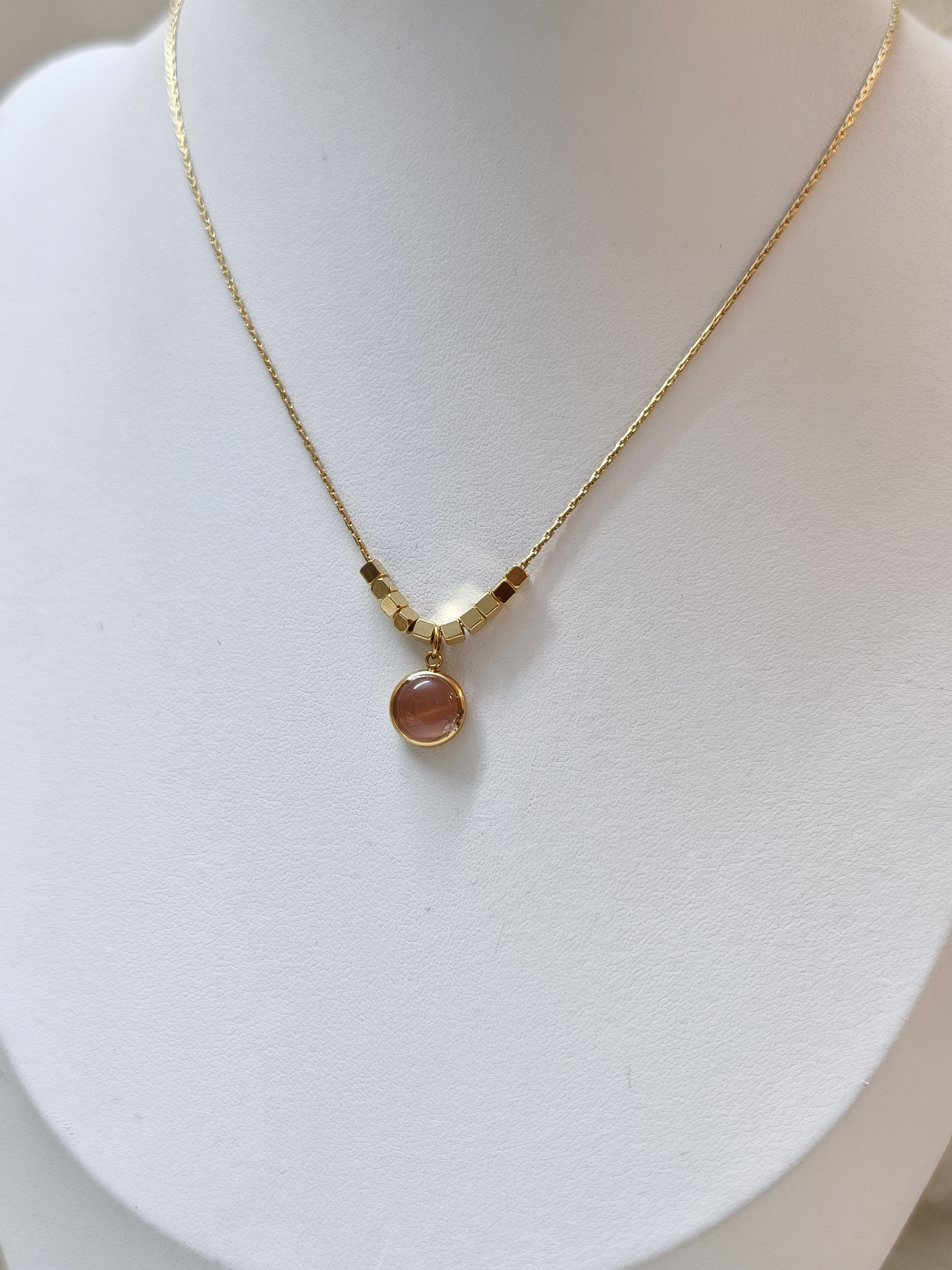 Soft Rose Crystal - Image 3