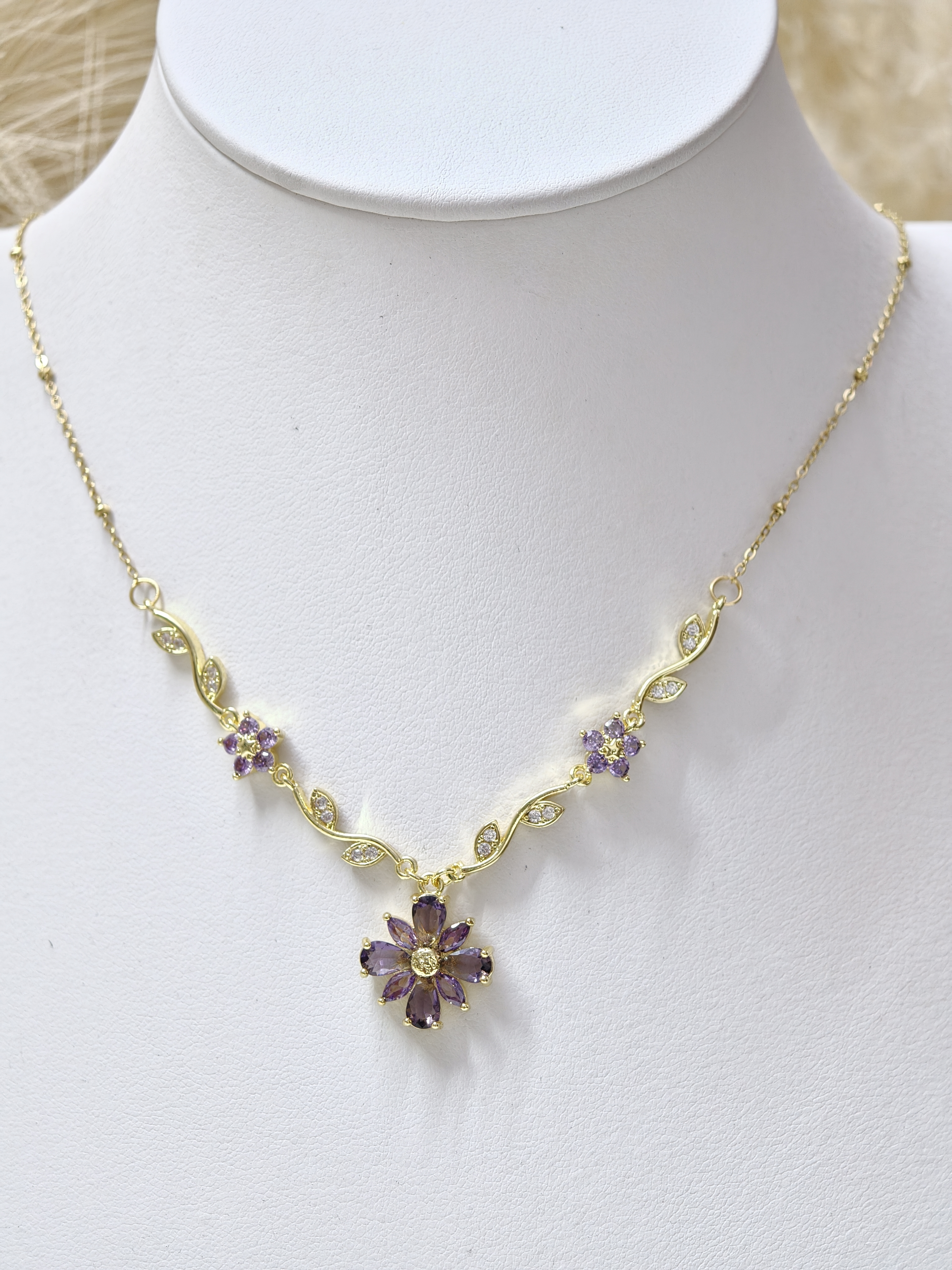 Amethyst Gold Flower - Image 3
