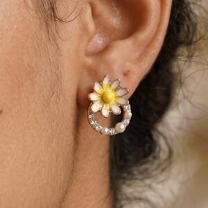 The Maisie Daisy Studs